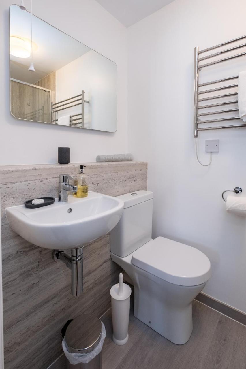 Ogilvie Lodge Apartment ธอร์พเนสส์ ภายนอก รูปภาพ
